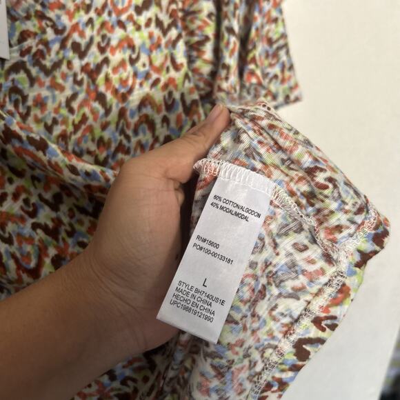 Democracy Nectarine Tiered Bell Sleeve V-Neck Printed Knit Top In Multi Size L - Picture 4 of 5